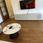 Lux M Pg Lägenhet *
