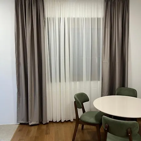 Lux M Pg * 波德戈里察